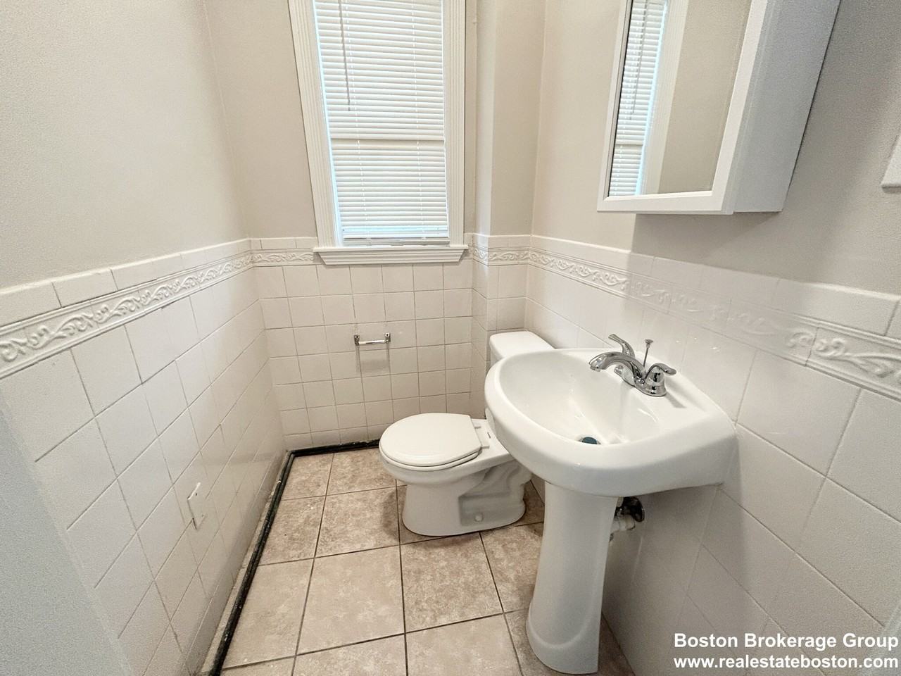 24 Maryland St #3 - Photo 7 of 9