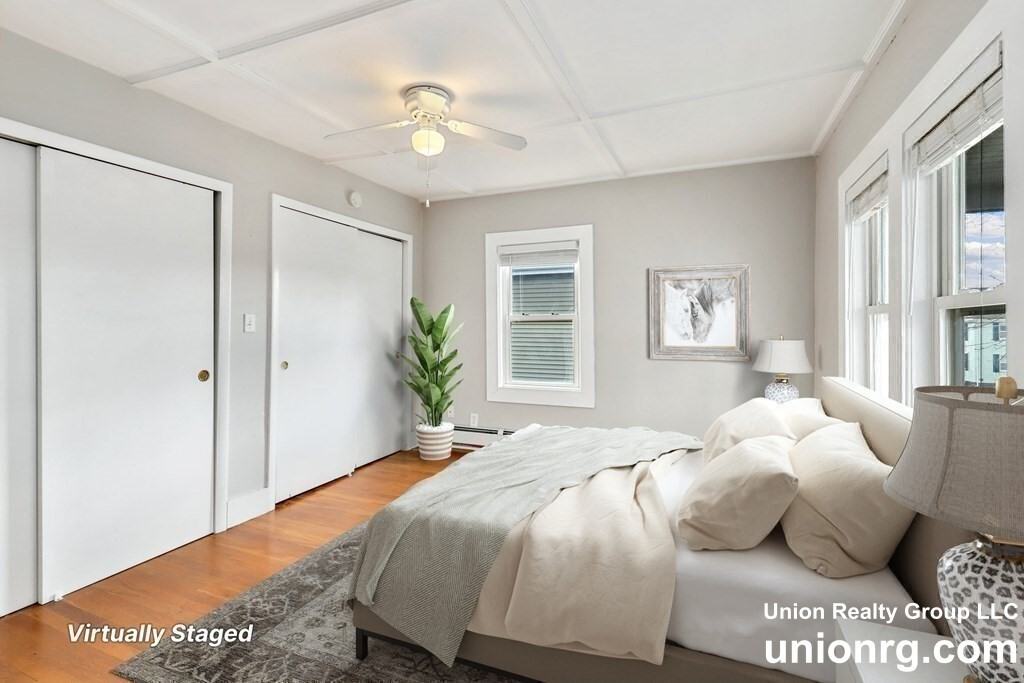 285 Park St #2 - Photo 7 of 17