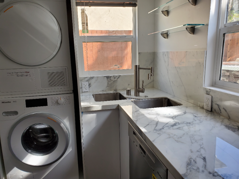 3004 Kelton Avenue #3004 - Photo 2 of 28