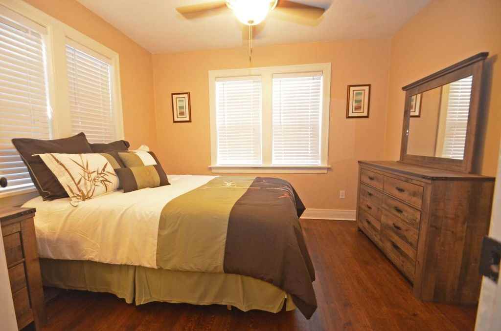 257 Spring St #12 - Photo 3 of 13