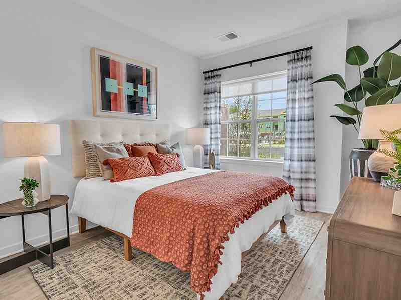 436 Clermont Ter #102