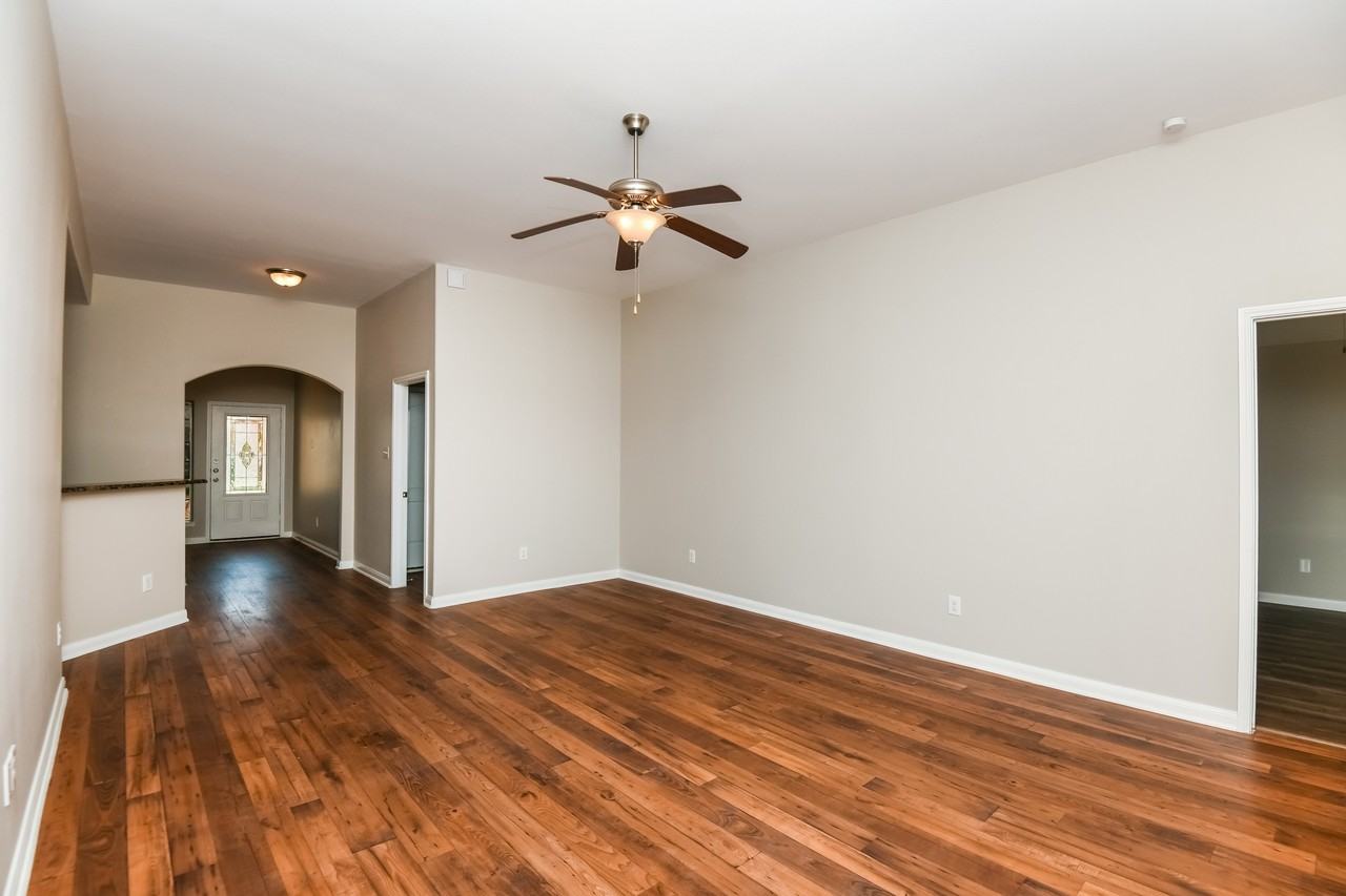 6301 Chalk Hollow Dr - Photo 2 of 19