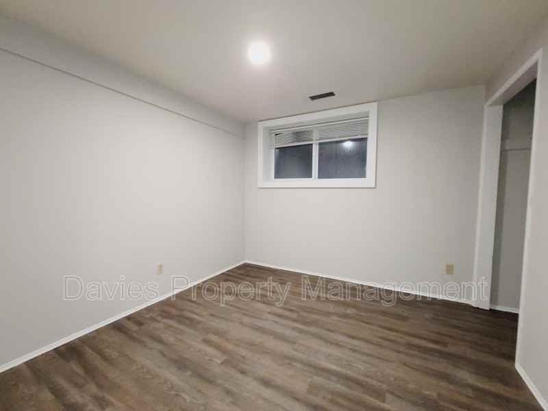 8832 92 St Nw #BS - Photo 7 of 11