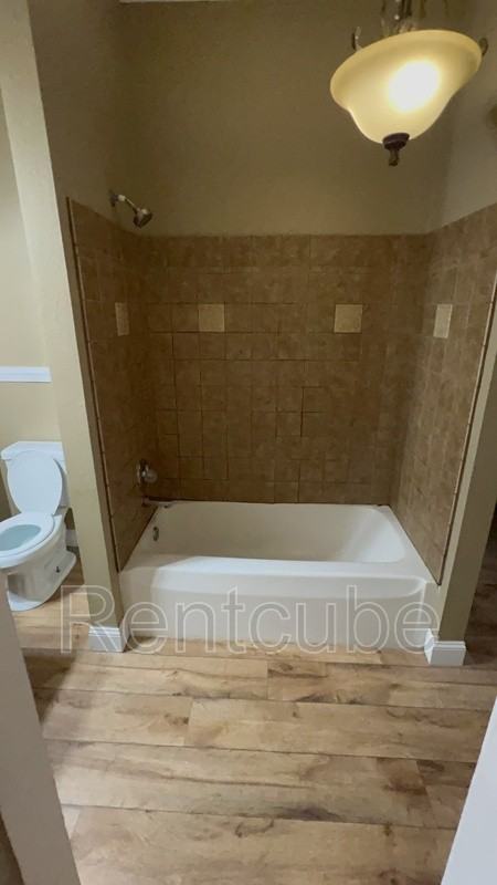 1131 Main St #4 - Photo 6 of 16