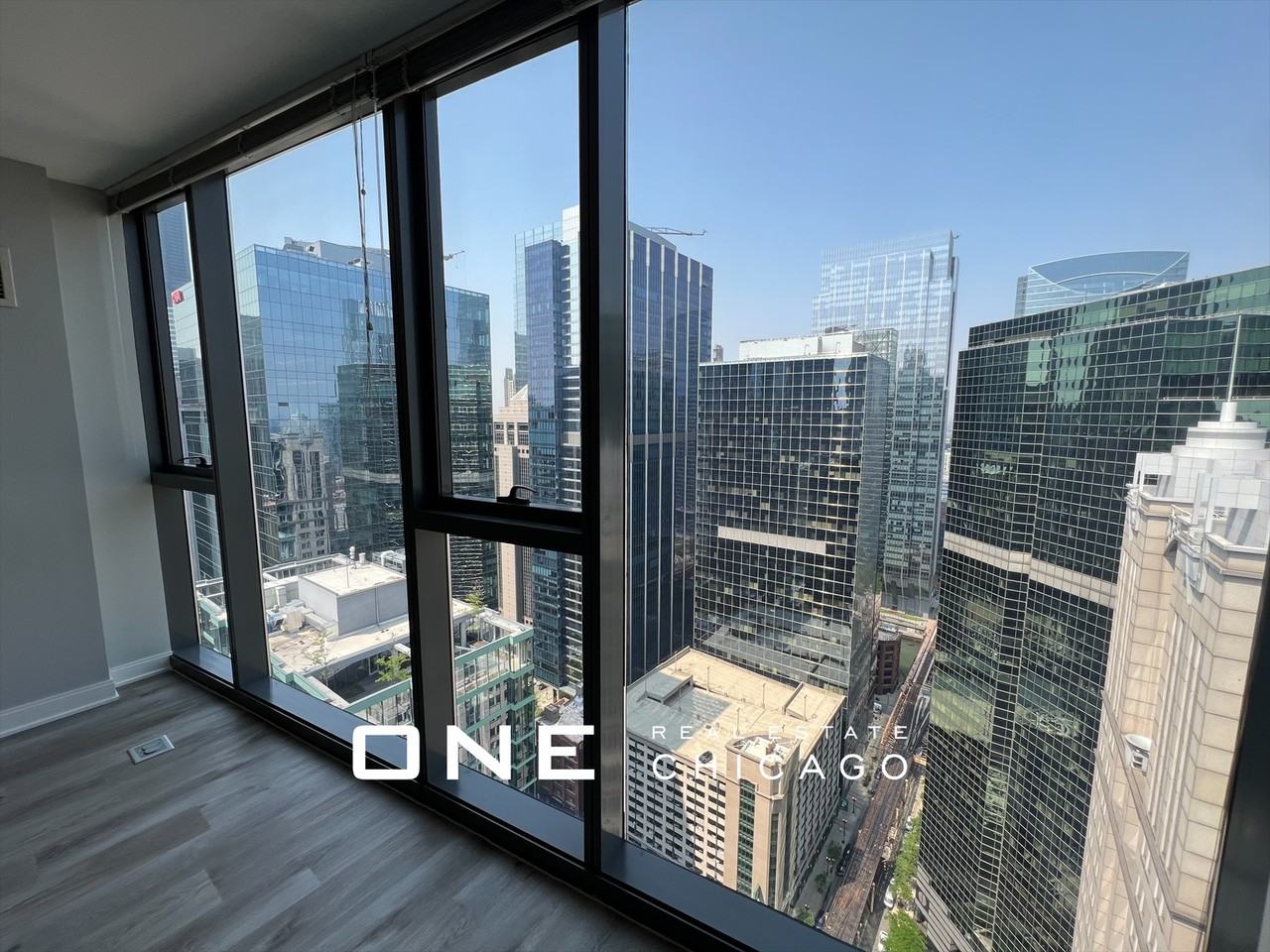 N Wells St - Photo 5 of 18