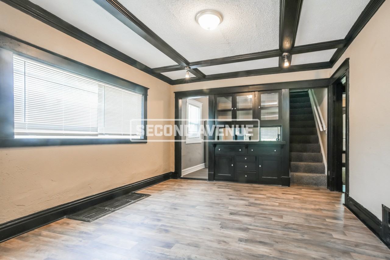 3811 E 36th St - Photo 4 of 13