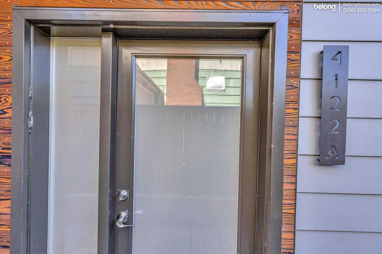 4122 Linden Ave N #A - Photo 2 of 17