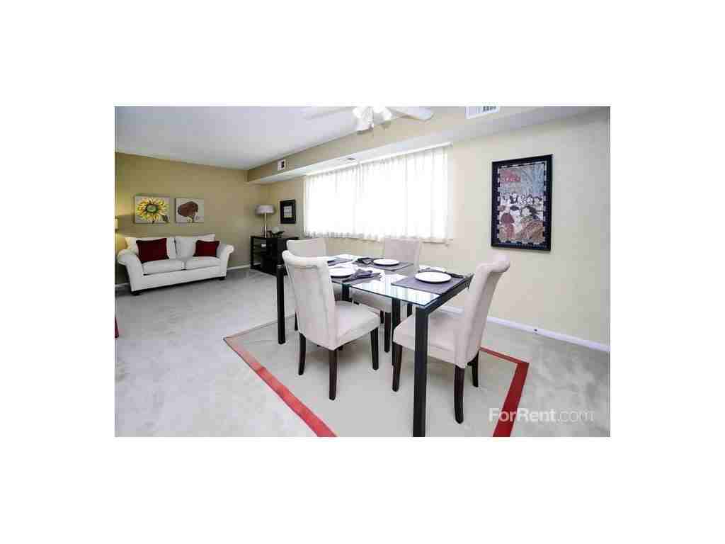 Brookmont Apartments - Photo 2 of 7