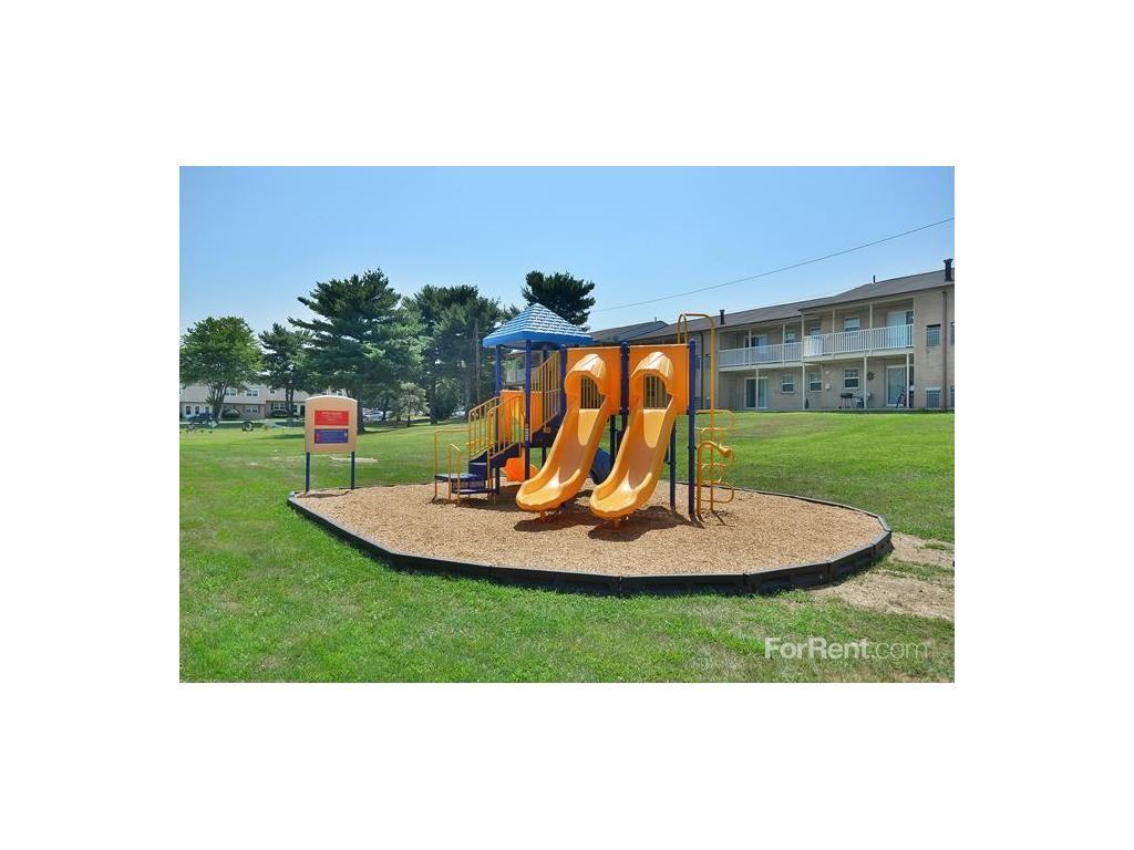 Eastampton Gardens - Photo 3 of 10