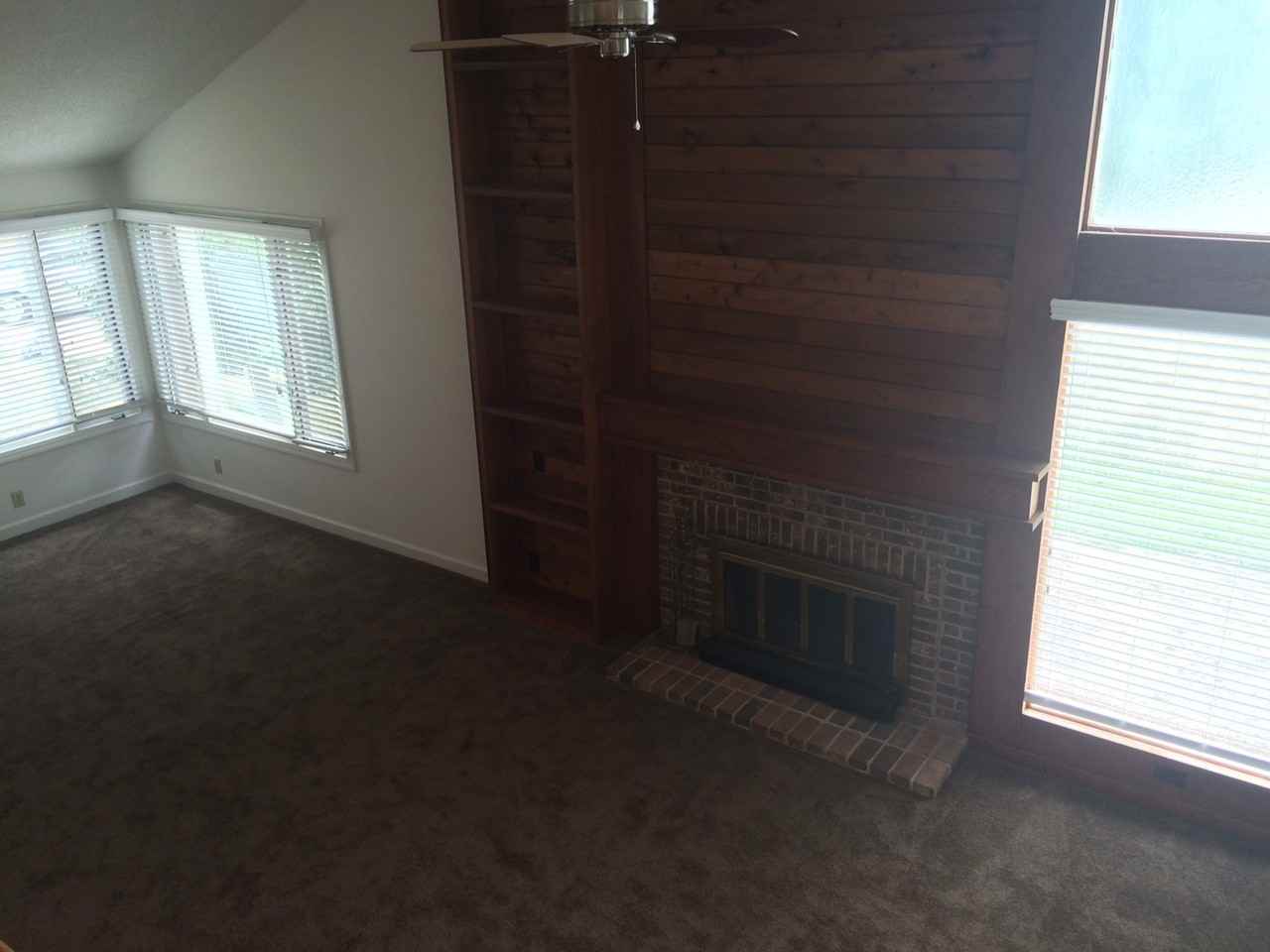 1144 Laurel Park Ln - Photo 2 of 20