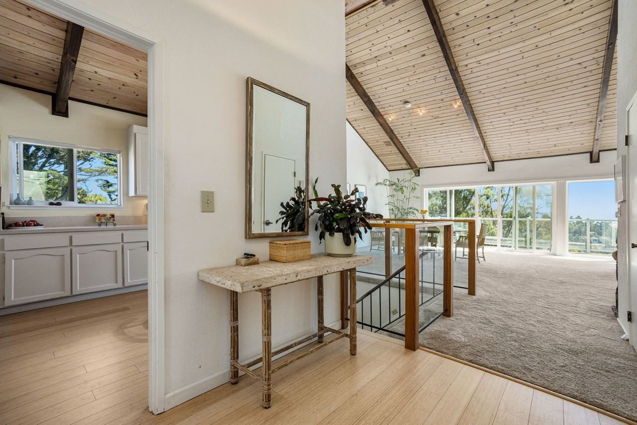 2177 Manzanita Dr #NA - Photo 3 of 20