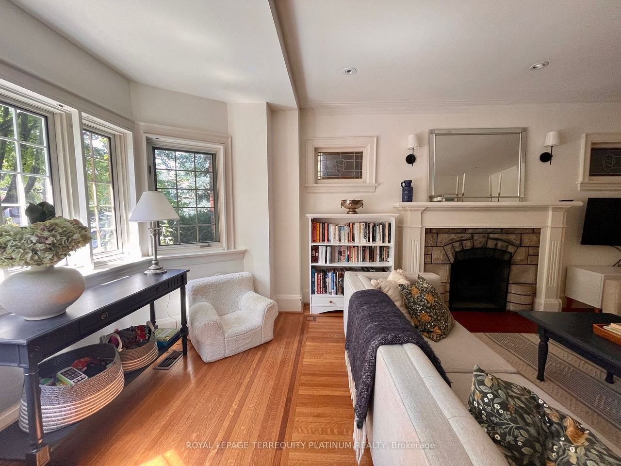 24 McNairn Avenue - Photo 3 of 25