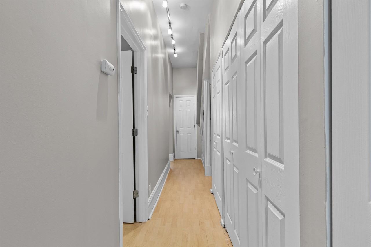 4131 Laclede Ave #1F - Photo 5 of 17