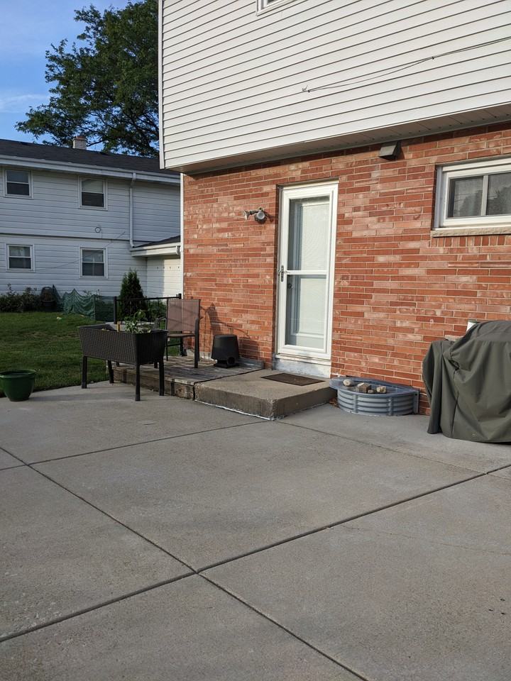 1007 North 119th Street - Photo 3 of 19