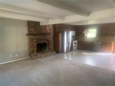 1713 E T C Lea Rd - Photo 2 of 11