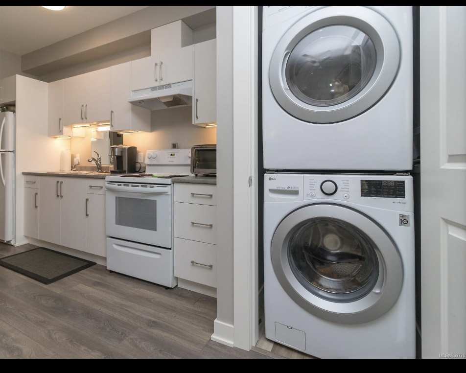 3521 Honeycrisp Avenue - Photo 3 of 6