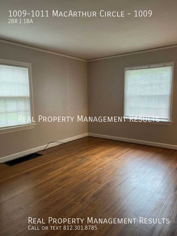 1009 Macarthur Cir #1009 - Photo 3 of 14