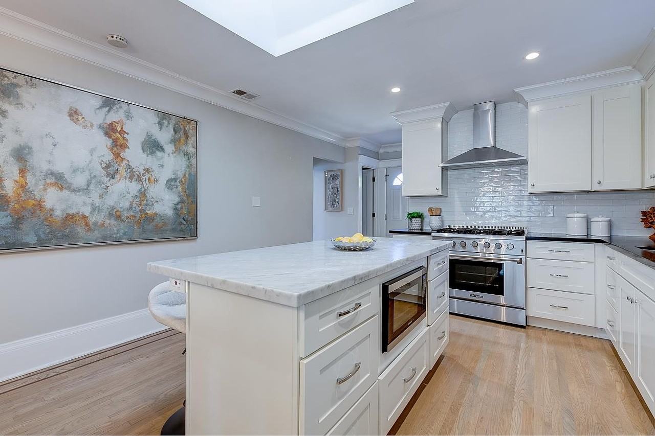 354 Menker Ave #NA - Photo 3 of 12