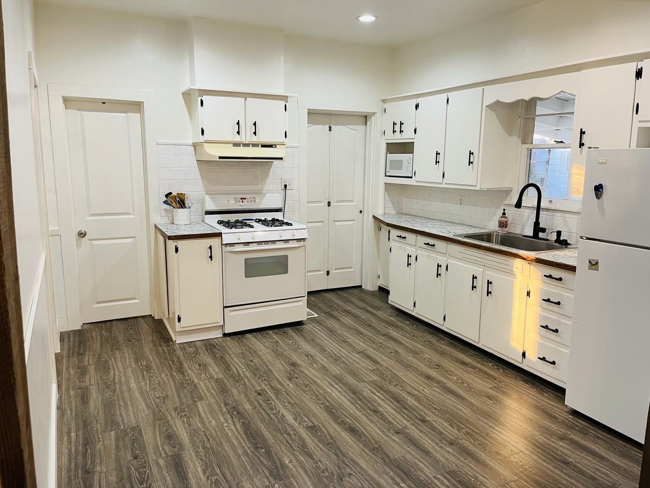 400 N 6th St #NA - Photo 3 of 12