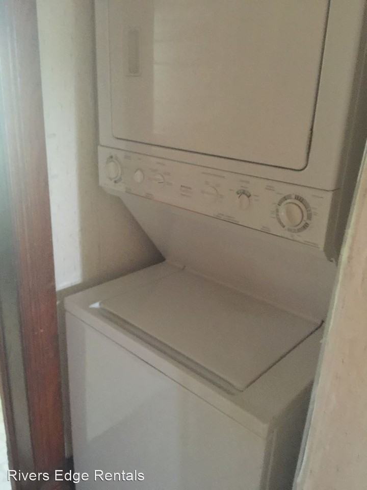 303 E. Short St. 1 - 2 - Photo 3 of 6