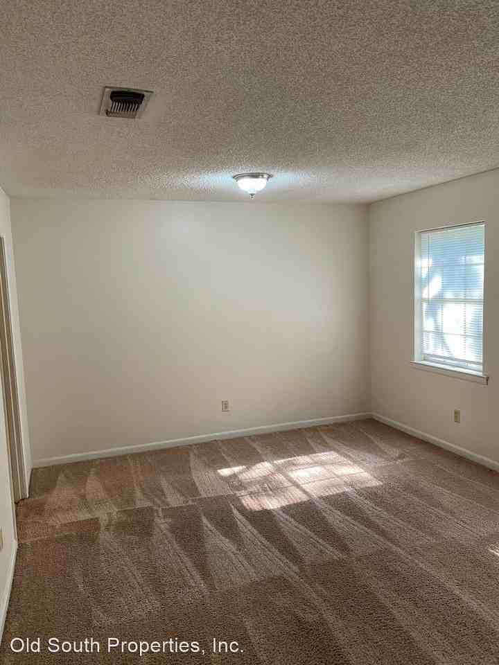 3090 Bent Oak Rd - Photo 3 of 17