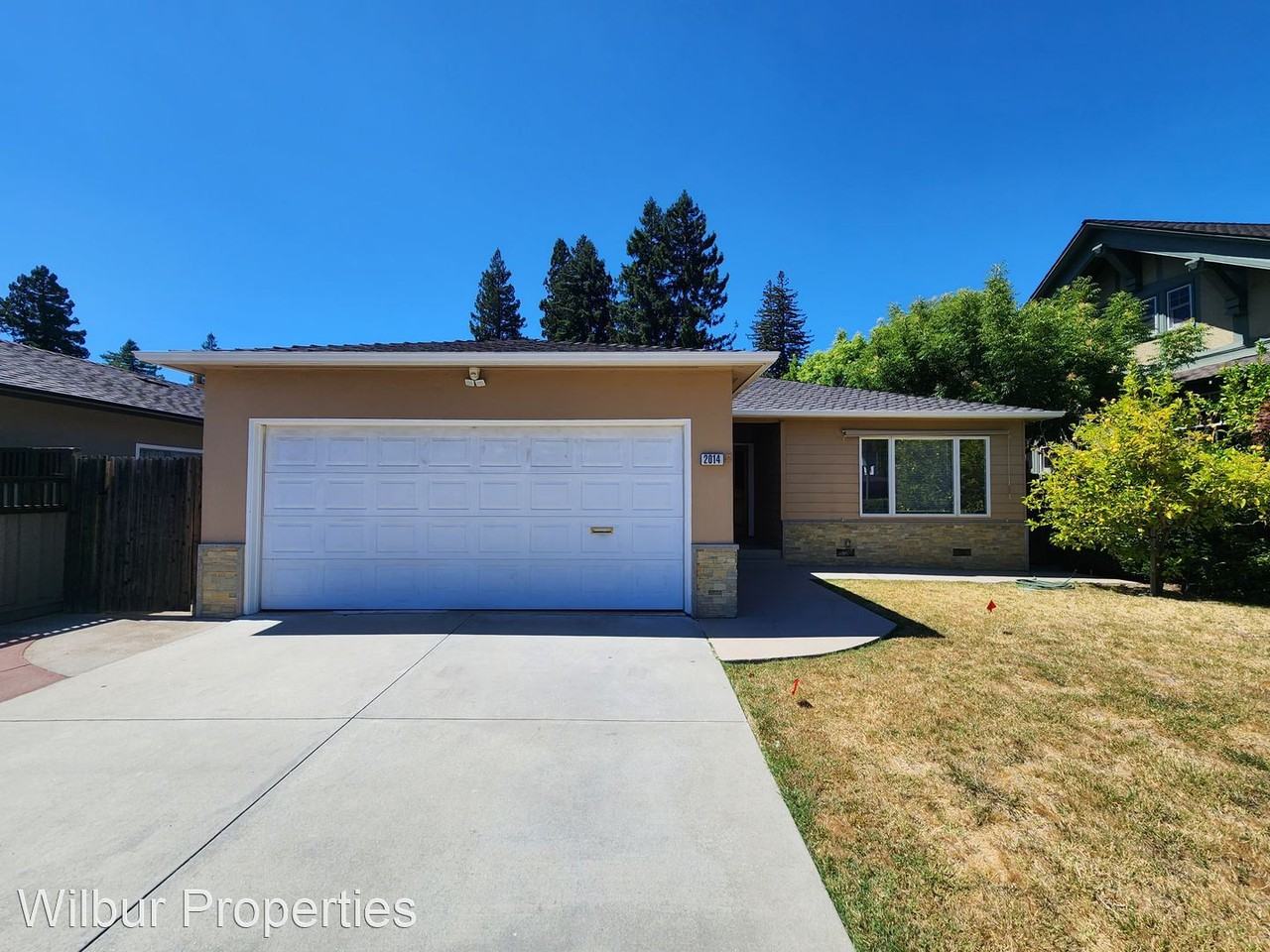 2014 Hopkins Ave - Photo 2 of 33