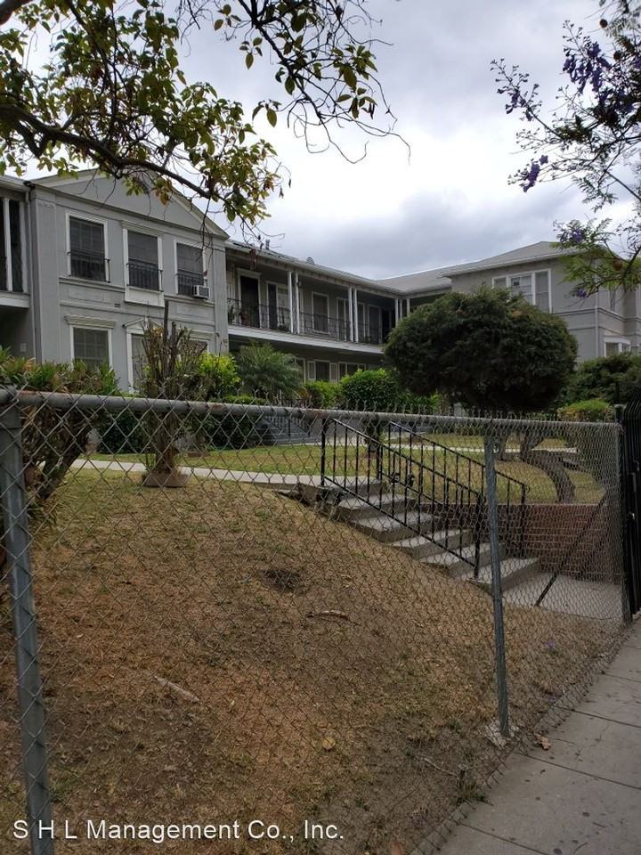 372 -388 1/2 S. Columbia Ave. - Photo 2 of 10