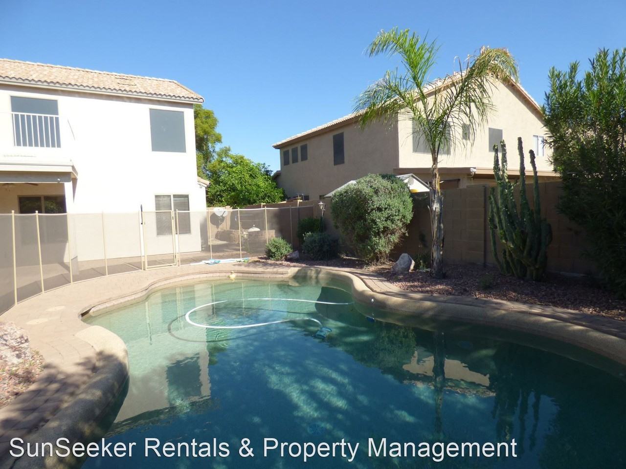 8151 W Hilton Ave - Photo 3 of 30