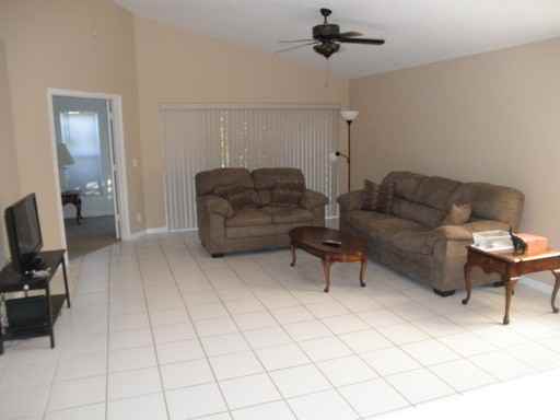 4120 Dakota Dr - Photo 3 of 10