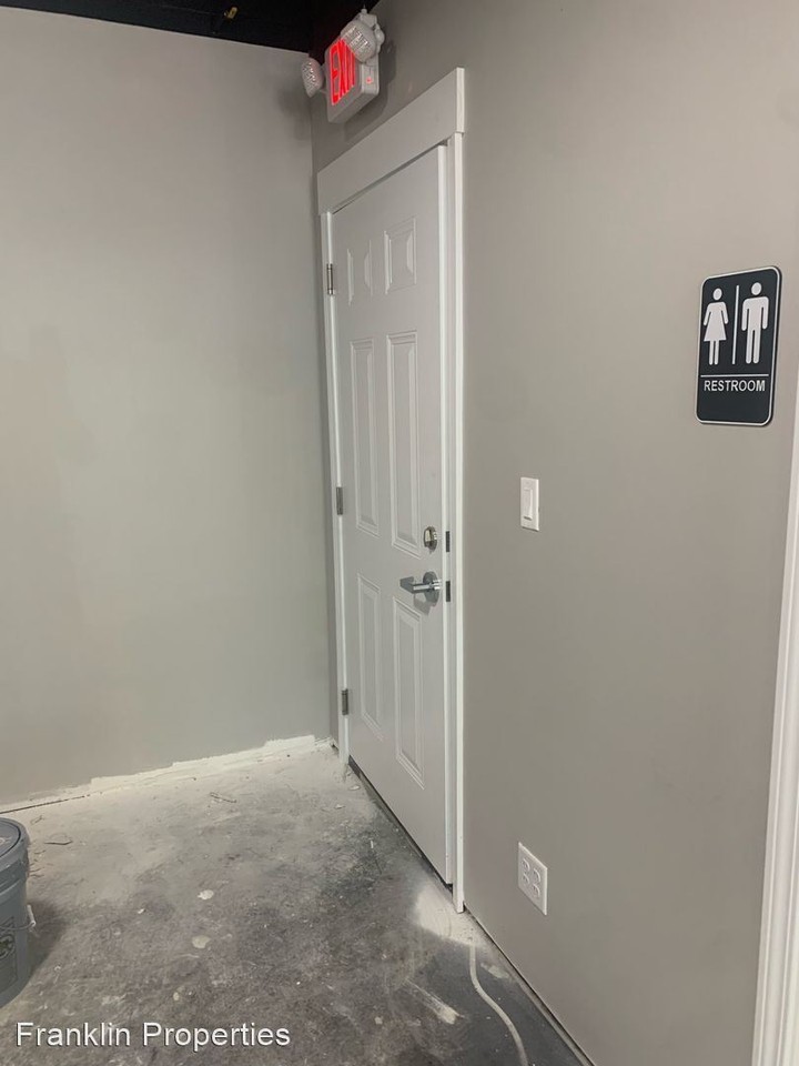 1030/1034 College Ave - Photo 3 of 4