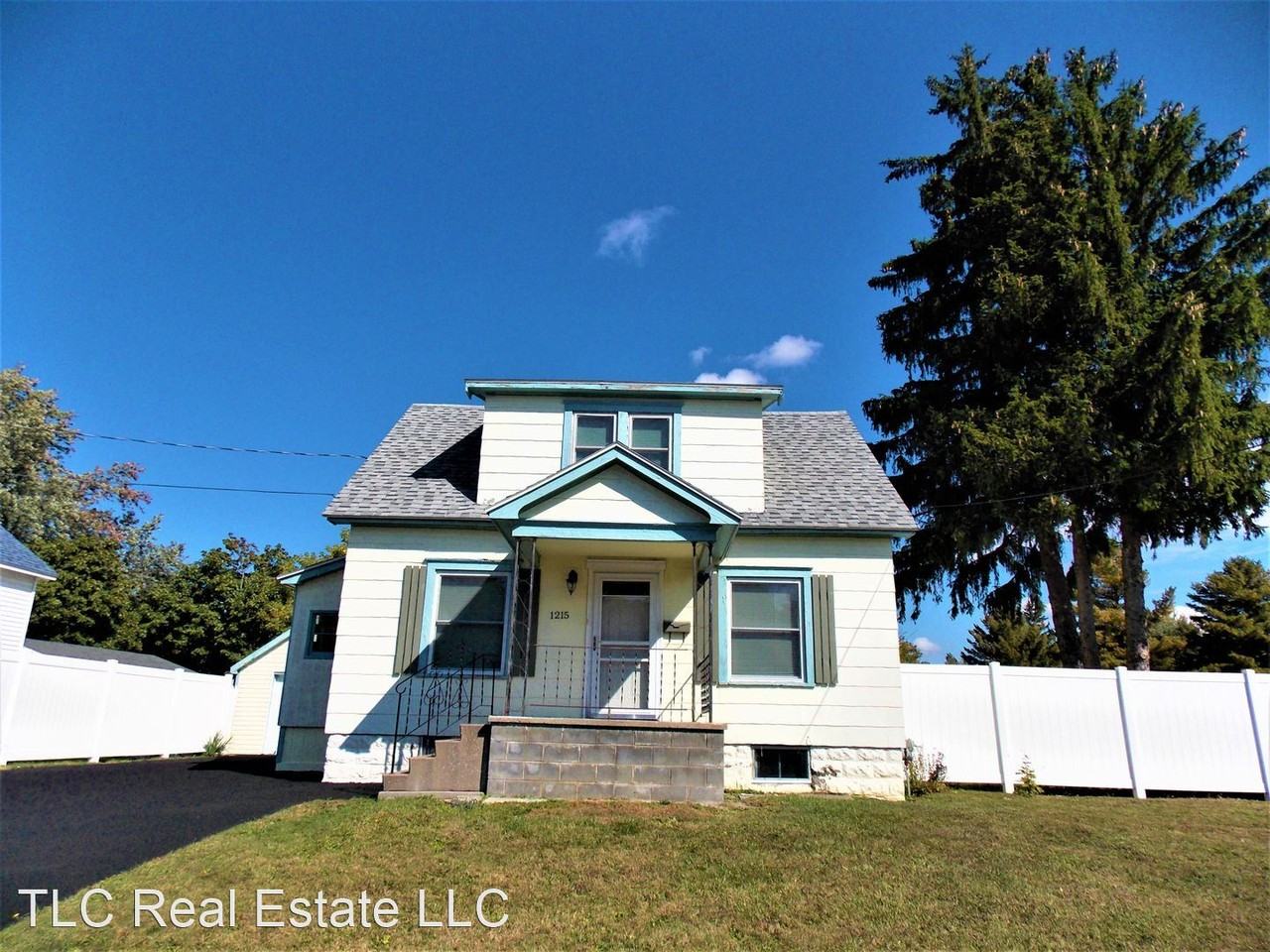 1215 Ohio St - Photo 2 of 30