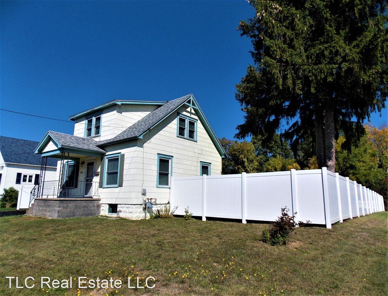 1215 Ohio St - Photo 3 of 30