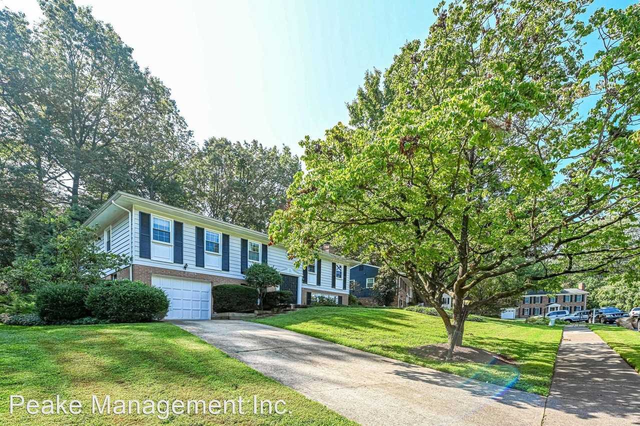 9521 Rockport Rd - Photo 2 of 44