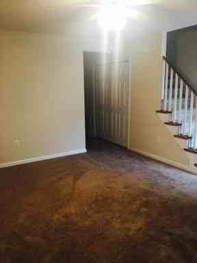 110 Aaron Pl NW - Photo 3 of 10