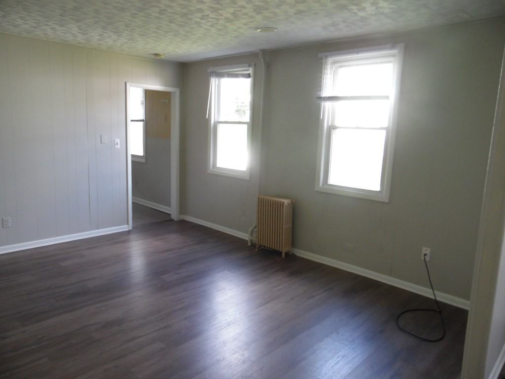 818 North St - Photo 2 of 19