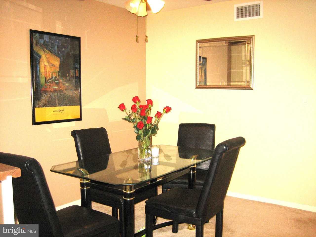 5807 Cove Landing Rd - Photo 3 of 8