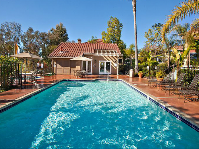 Elan Alicante La Costa - Photo 2 of 10