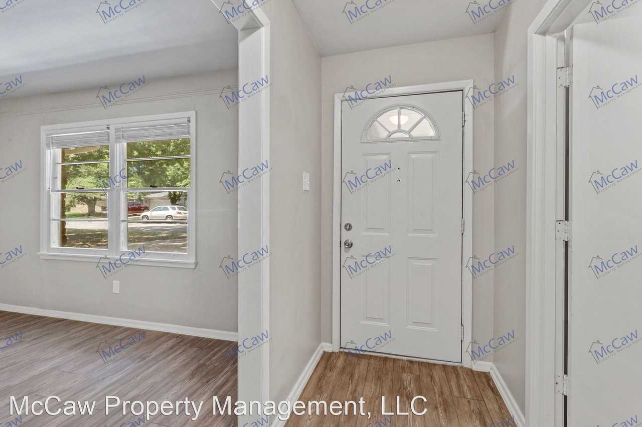 5616 Ammons St - Photo 2 of 16