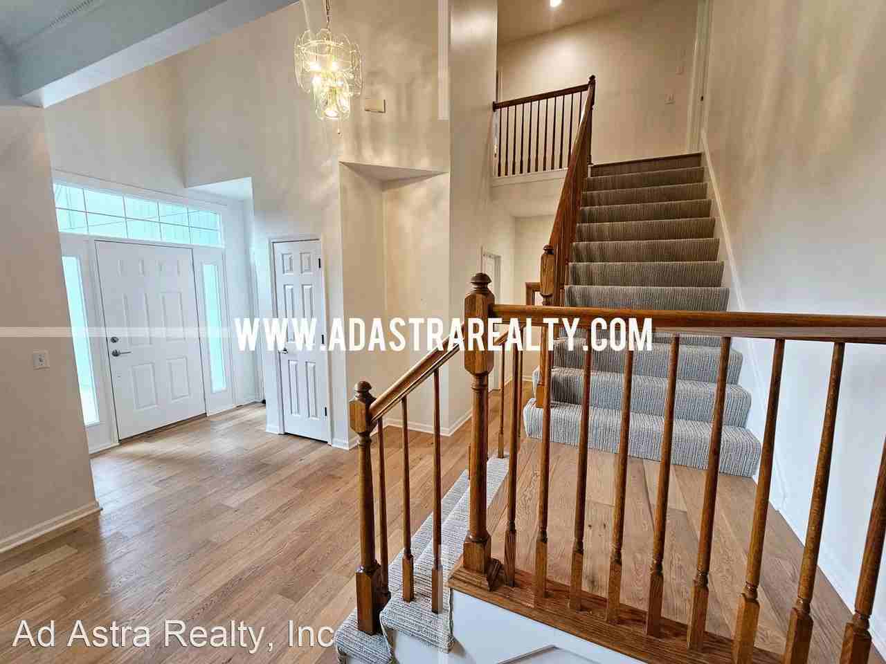 8403 W 128th St - Photo 3 of 50