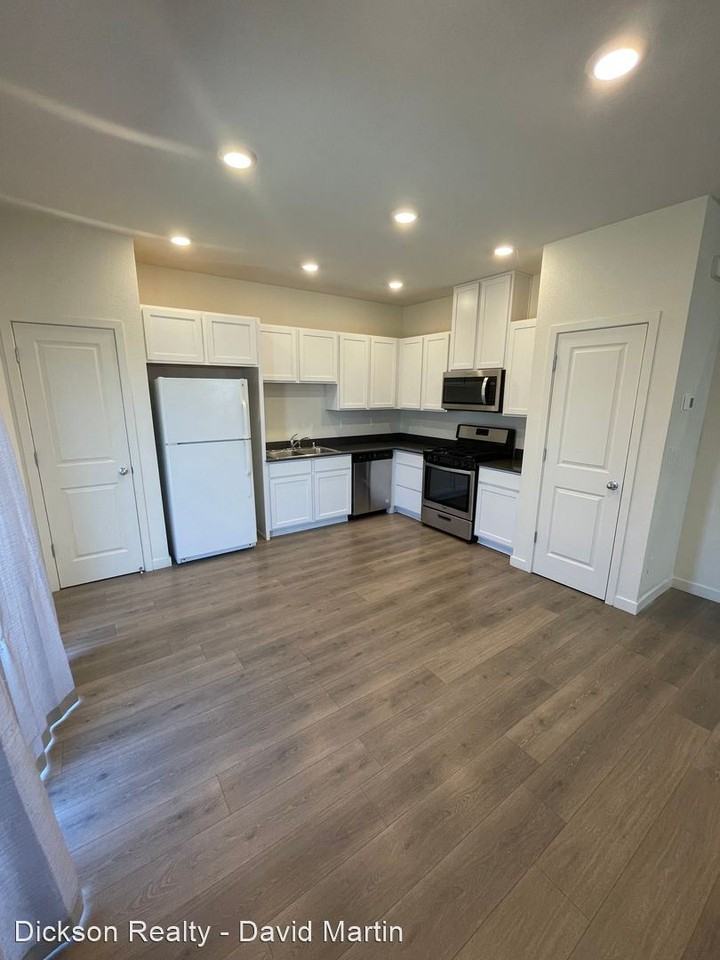 8839 Wolf Moon Dr - Photo 3 of 25