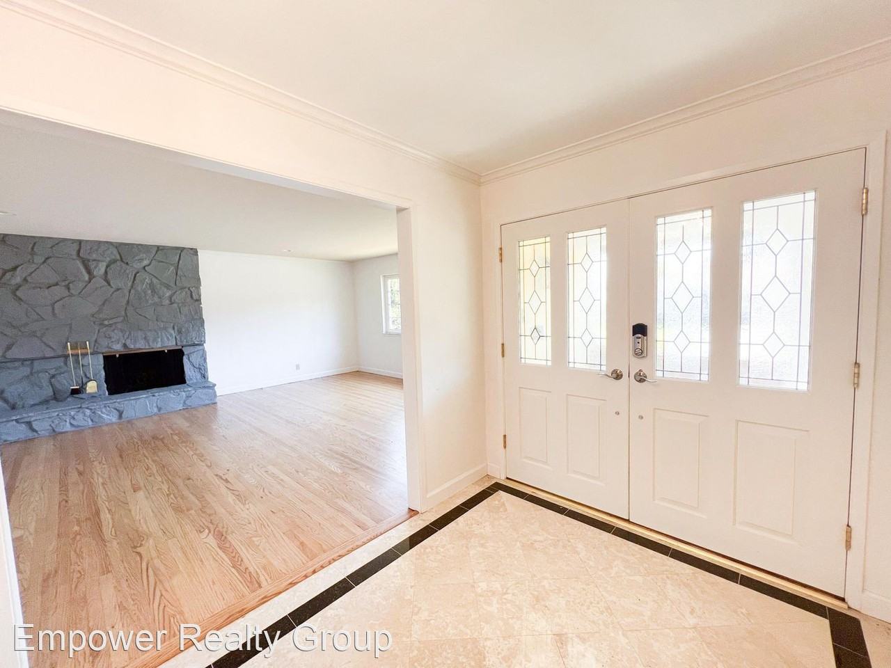 3080 Arguello Dr - Photo 3 of 34