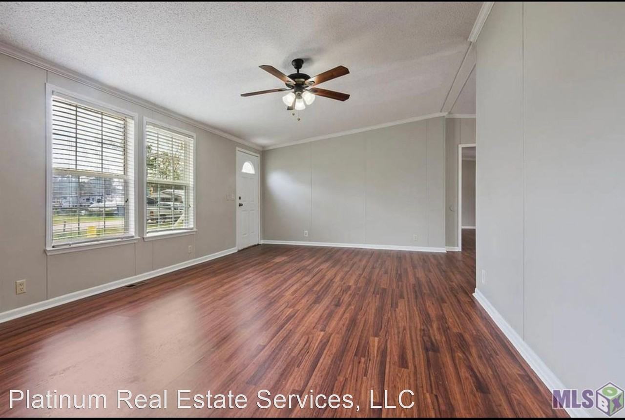 38143 Falconwood Dr - Photo 2 of 13