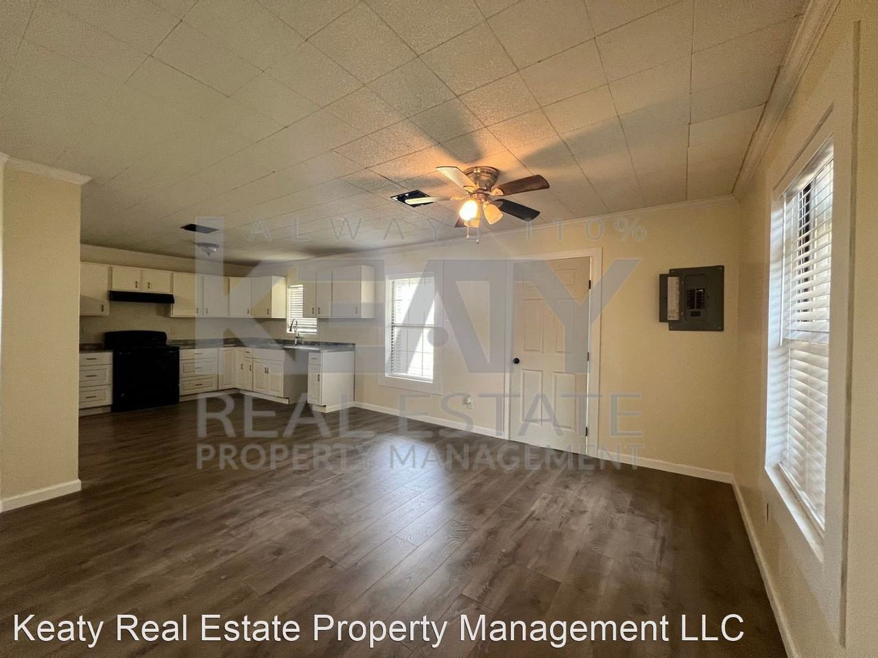 2118 S Avenue F - Photo 2 of 14