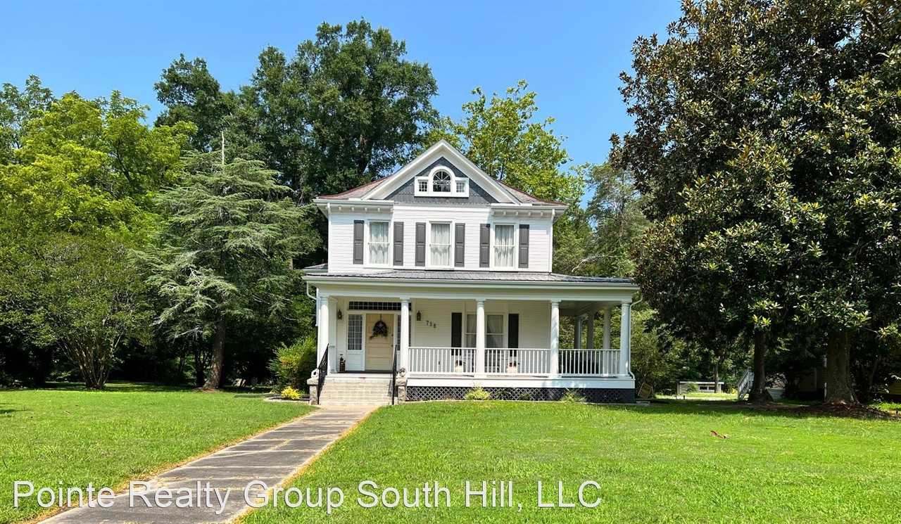 738 S Broad St - Photo 2 of 15