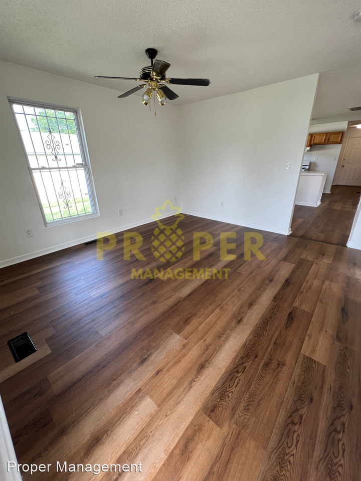 1533 Miami Chapel Rd - Photo 2 of 10