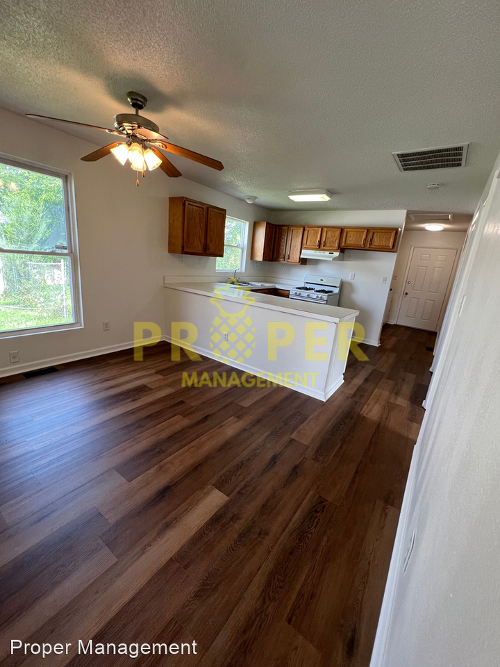 1533 Miami Chapel Rd - Photo 3 of 10