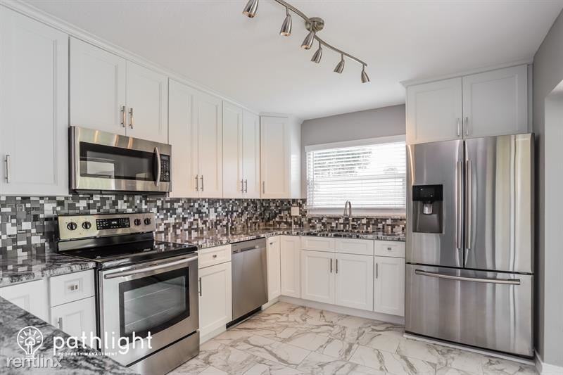 6680 13th Ave N - Photo 2 of 16