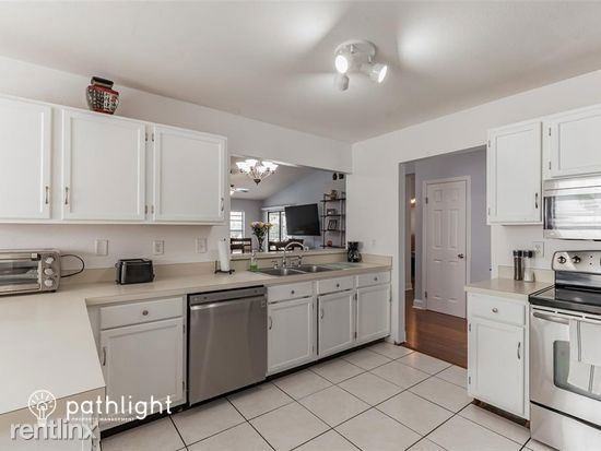 8715 Hampden Dr - Photo 2 of 28