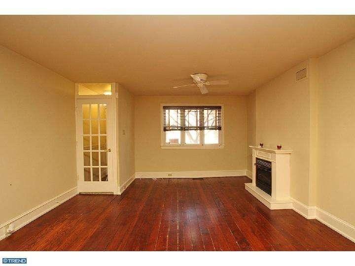 2206 Montrose St - Photo 3 of 23
