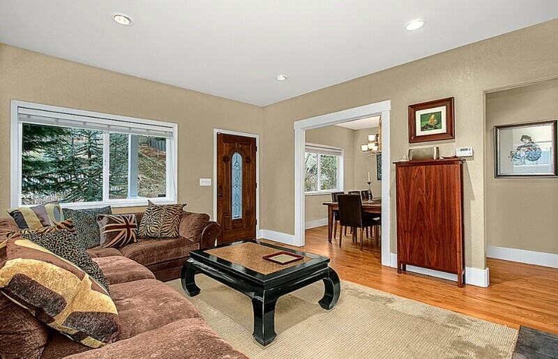 1433 30th Ave - Photo 2 of 17
